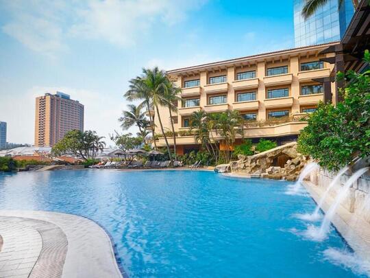 Hotel Paradox